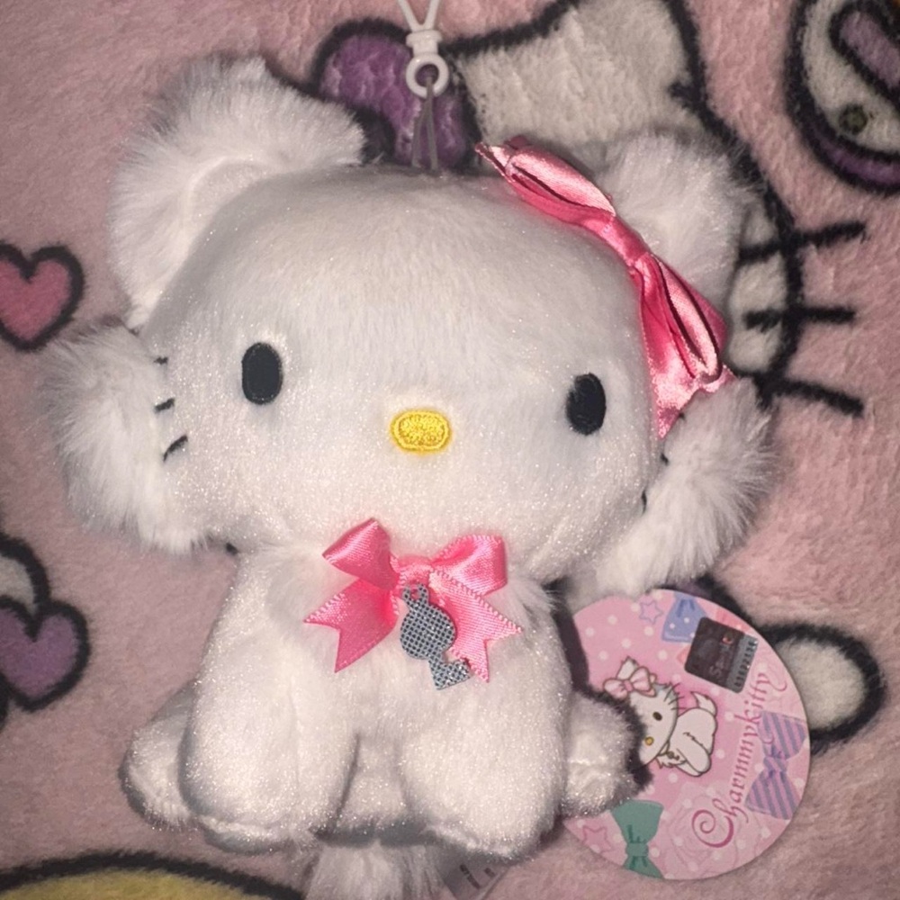 Sanrio charmmy kitty plush keychain